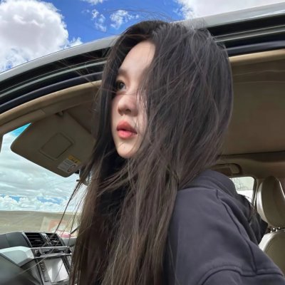 拉．拉